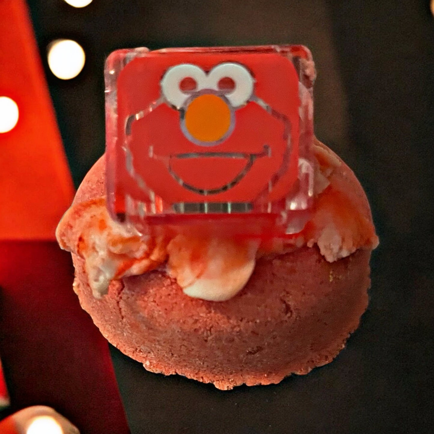 Elmo light up cube