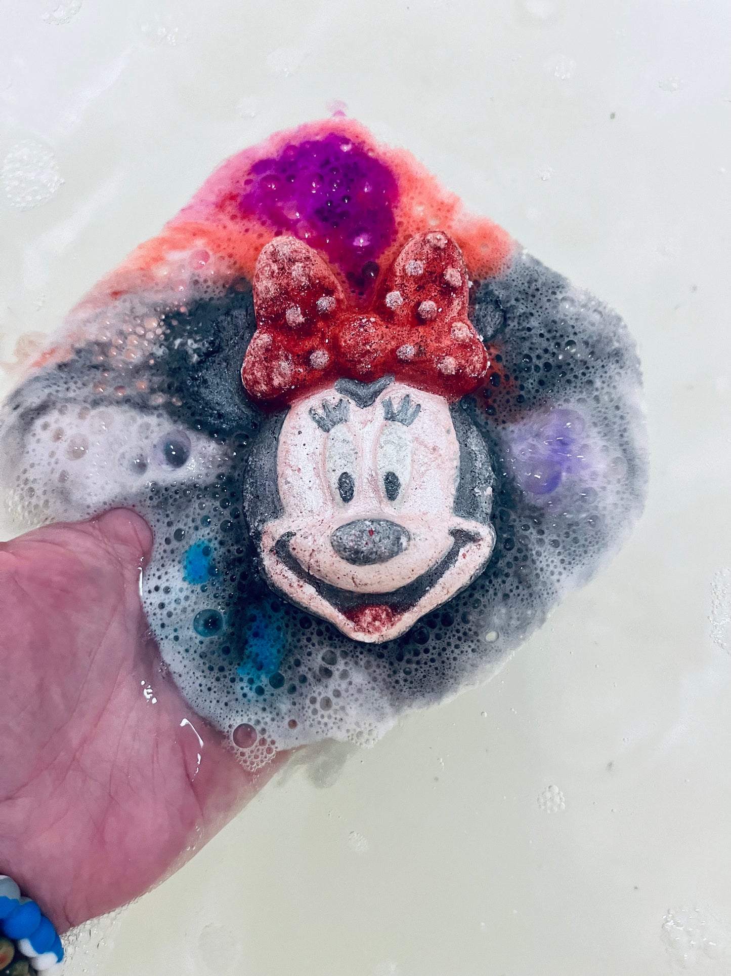 Minnie Mouse Bath Bomb