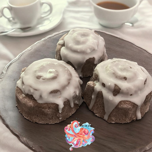 Cinnamon Roll Bath Bomb